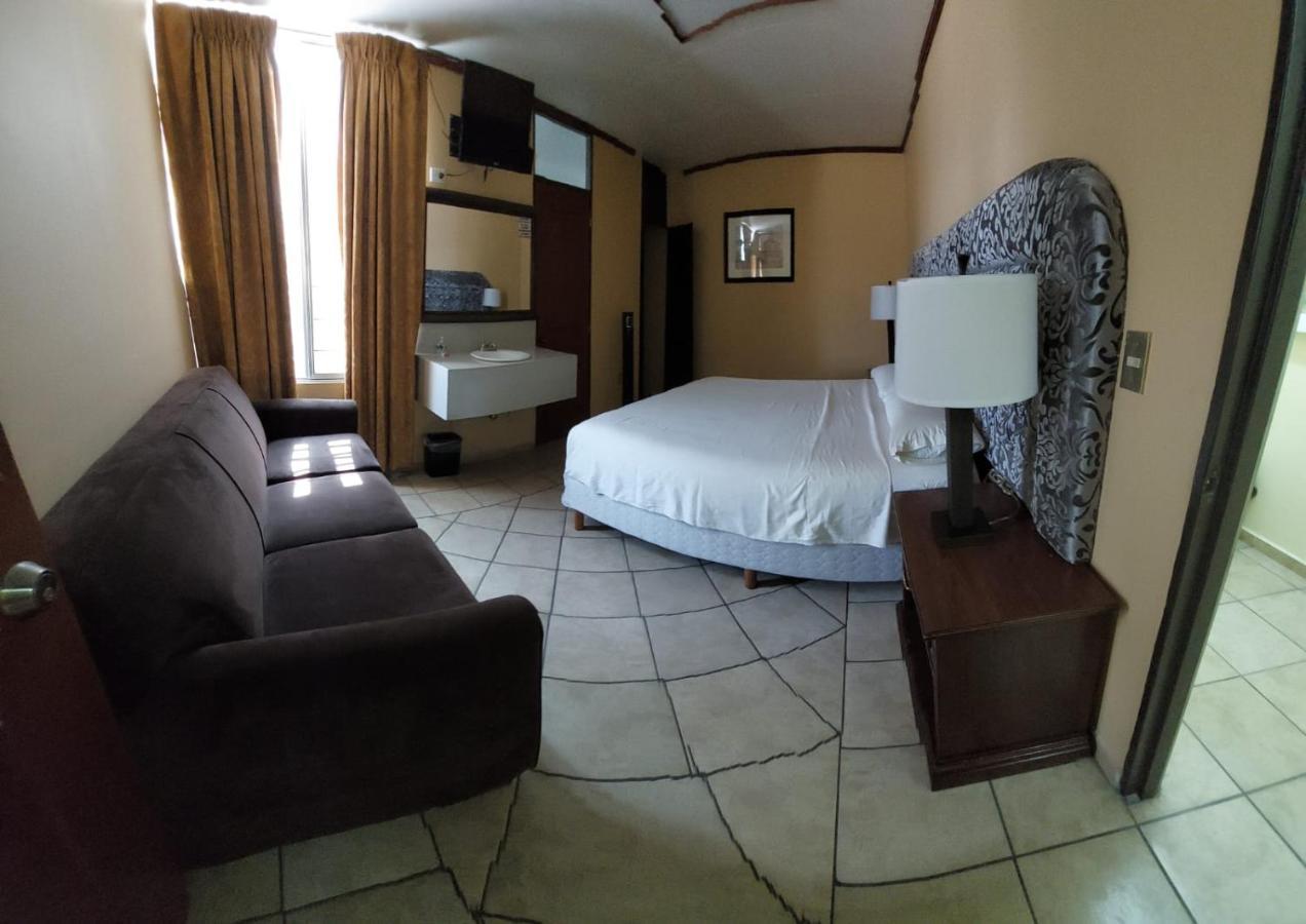 Hotel El Cortes Aguascalientes Exterior photo